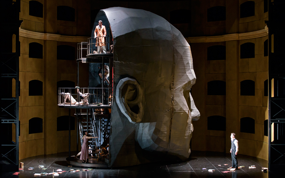 σπάνιο-κοκτέιλ-η-τέχνη-του-μαέστρου-2192013