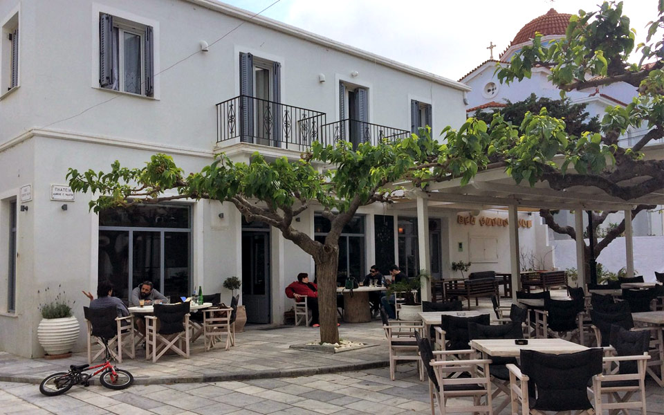 sea-satin-nino-για-περιποιημένα-φαγοπότια-2188895