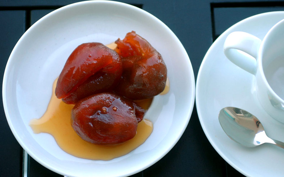 ντομάτα-με-το-κουτάλι-2191363