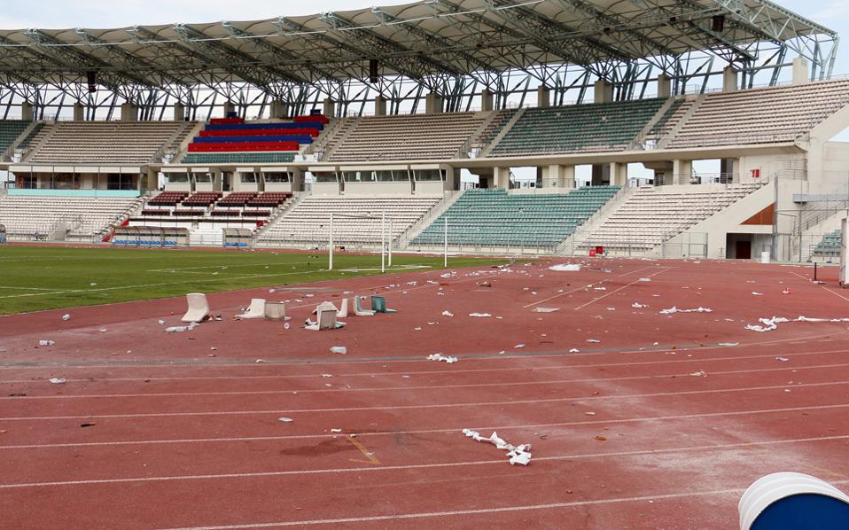 λείπει-η-ταφόπλακα-2189202