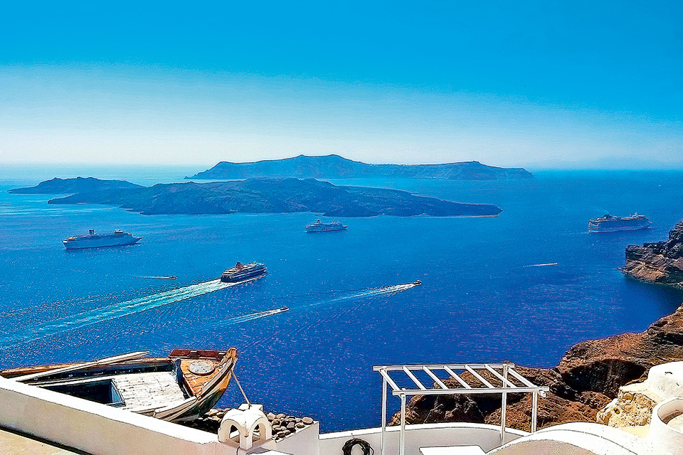 η-σαντορίνη-θέτει-όρια-2189715