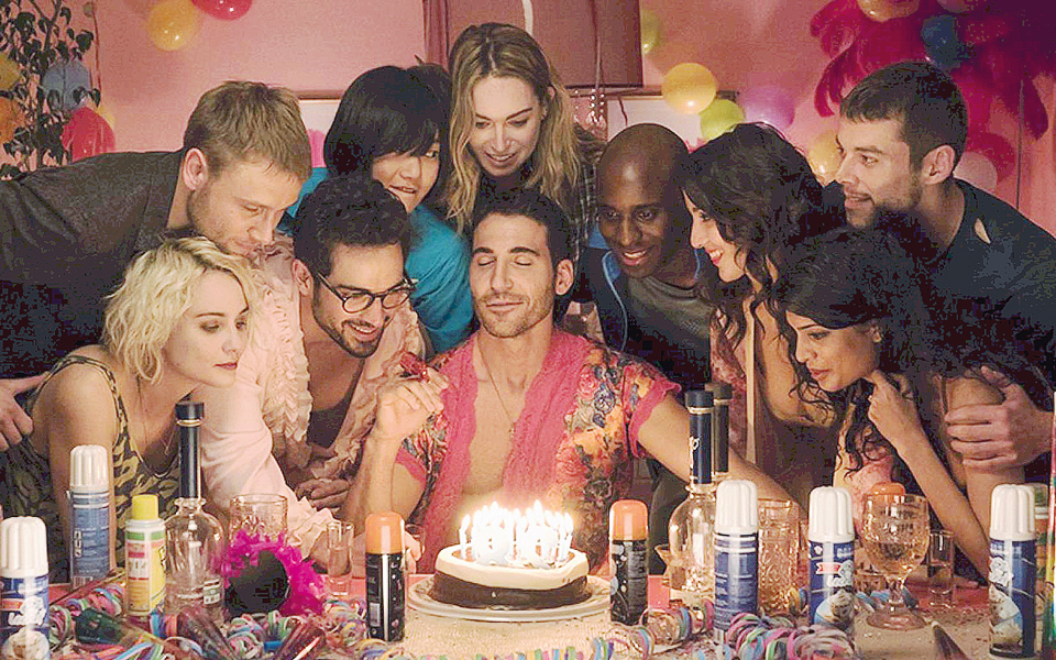 αυθάδης-στην-κοινωνική-κριτική-συναι-2192986