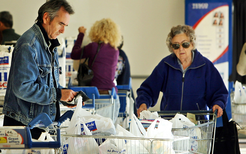 τέλος-η-δωρεάν-πλαστική-σακούλα-στα-σο-2193690
