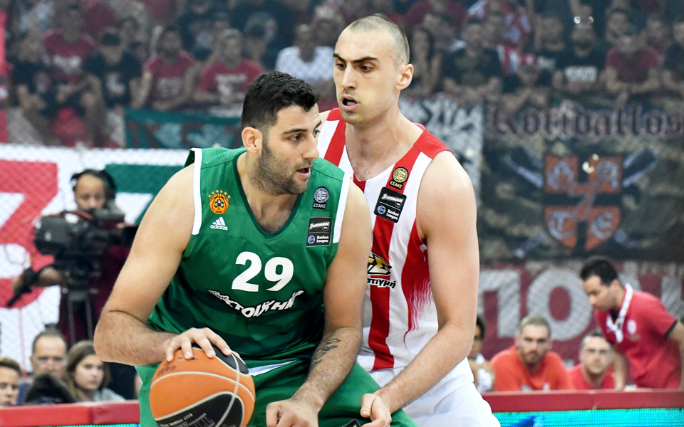 καυτό-τζάμπολ-με-φόντο-τον-τίτλο-2193873