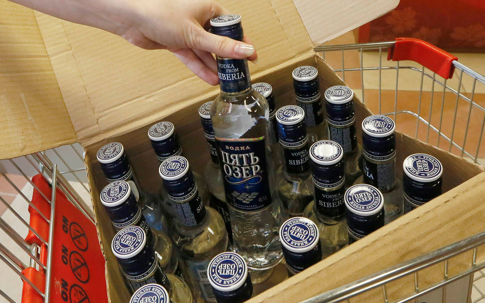 το-αλκοόλ-επιβαρύνει-τη-δραστηριότητ-2193896