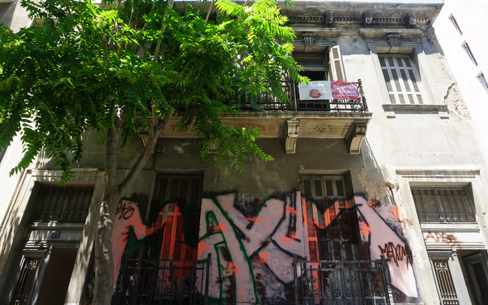 τα-βουβά-γοητευτικά-σπίτια-των-αθηνών-2197873