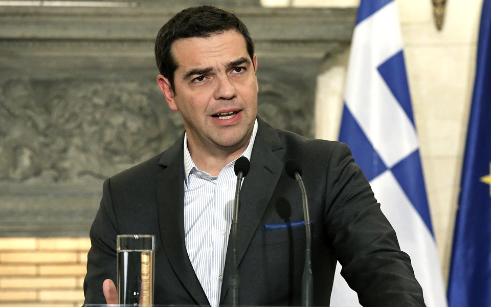 ανεβάζει-τους-τόνους-η-κυβέρνηση-2195087