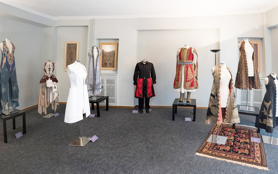 ντουλαμάδες-πιρπιρί-και-σύγχρονη-μόδ-2195686