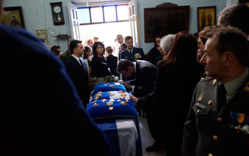 το-αντίο-της-κρήτης-στον-κωνσταντίνο-μ-2193115