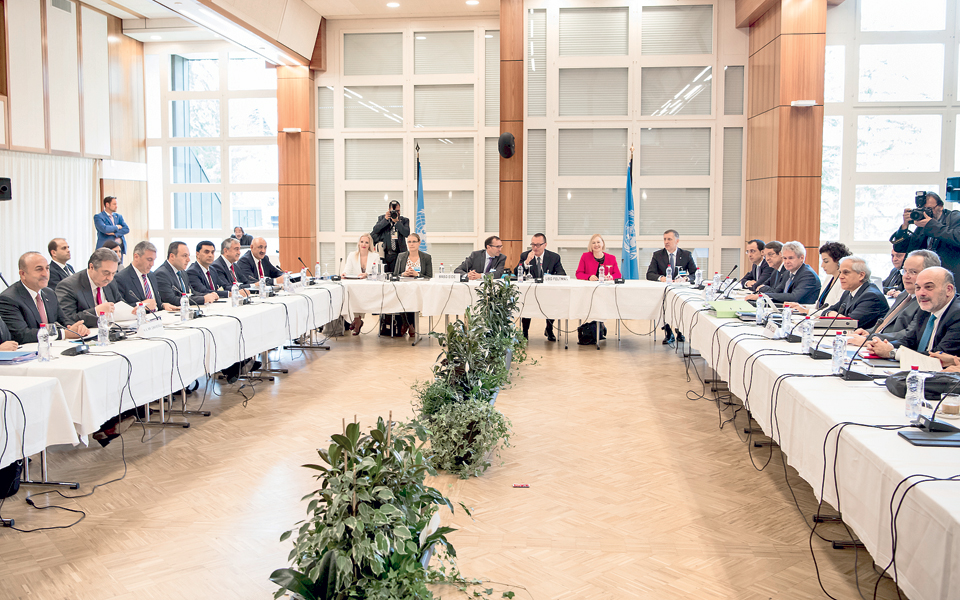 κυπριακό-σκληρό-πόκερ-στο-κραν-μονταν-2197464