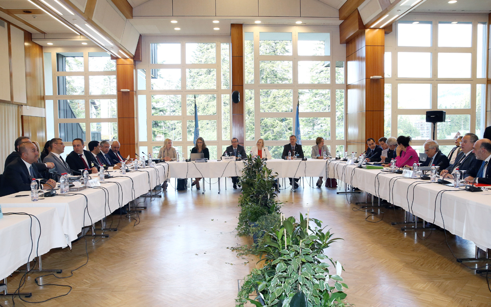 σημειωτόν-οι-συνομιλίες-στην-ελβετ-2197736