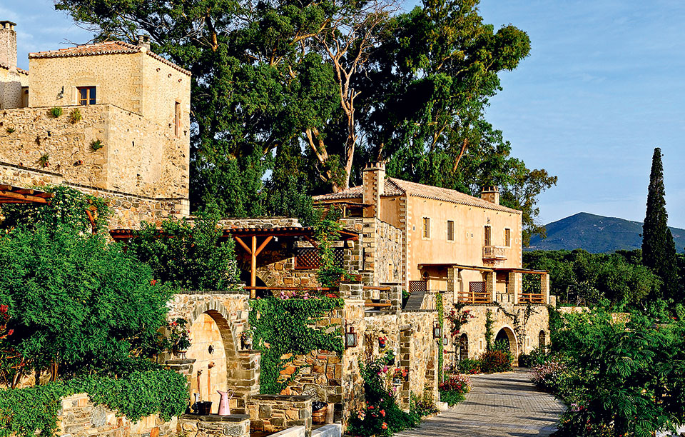 διακρίσεις-για-το-kinsterna-hotel-2196458