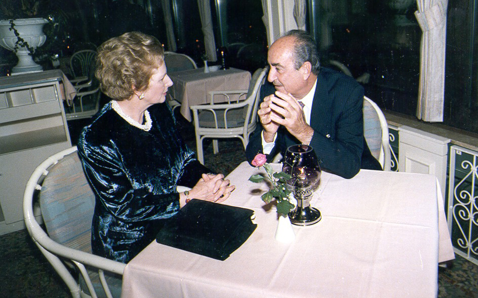 ο-μητσοτάκης-και-οι-σειρήνες-της-απλής-2193315