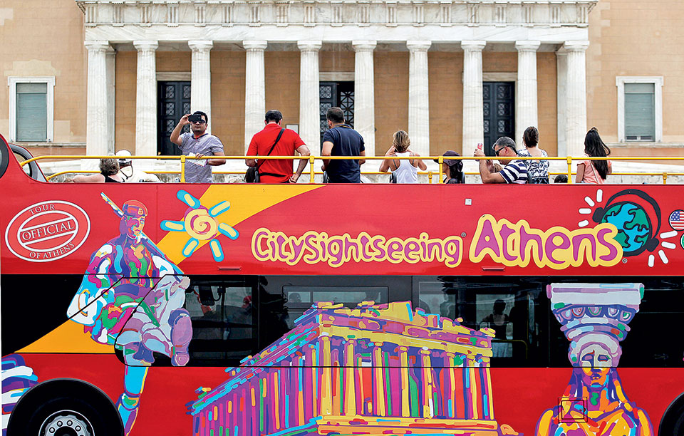 το-νότιο-αιγαίο-σαρώνει-τις-τουριστικ-2195289