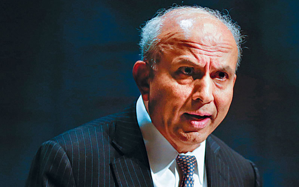 πρεμ-γουάτσα-ενταξη-στο-qe-και-άρση-των-cap-2193159