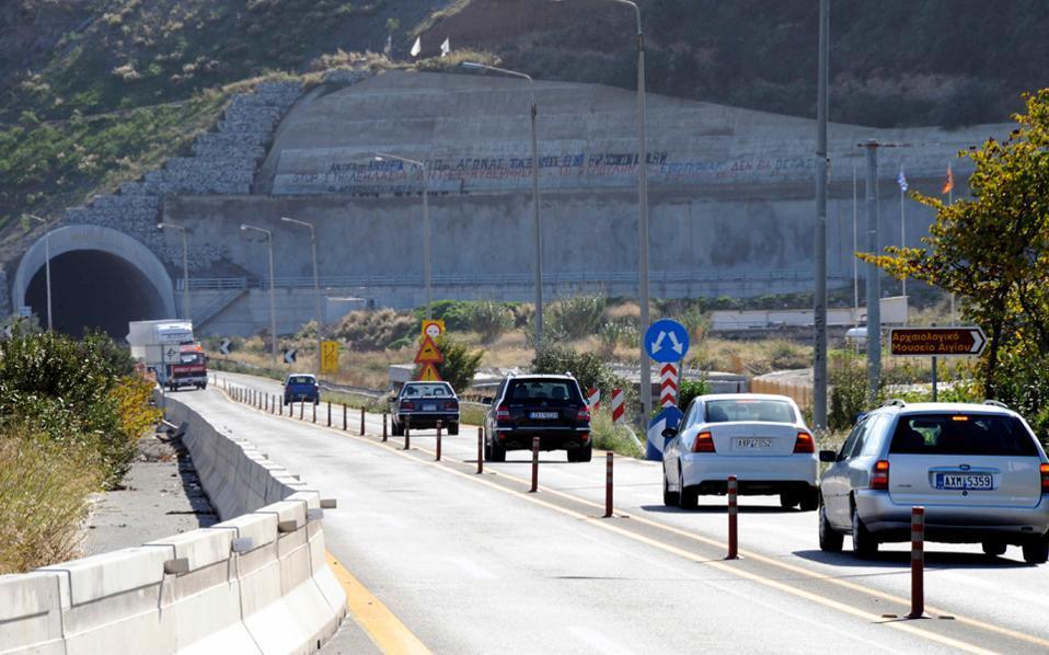 με-δυσκολία-η-κυκλοφορία-στην-περιφερ-2196925