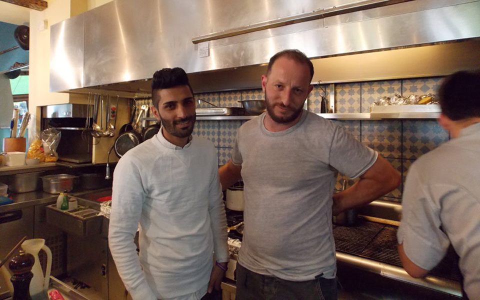 με-ένα-ματσάκι-δυόσμο-2196403