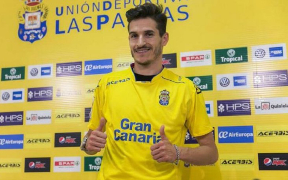 συμφώνησε-και-ανακοινώνει-τον-ελντερ-2196141