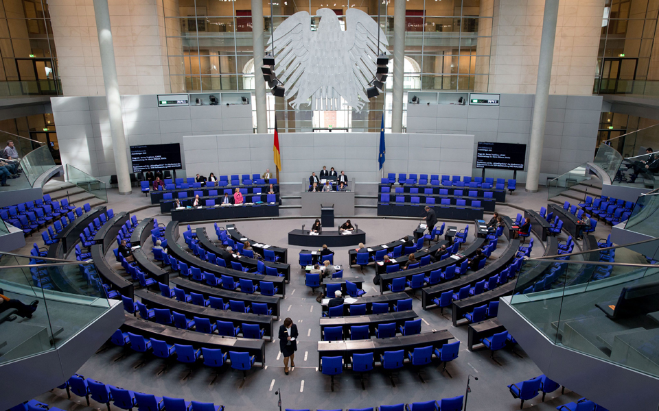 την-τετάρτη-αποφασίζει-η-γερμανία-για-2196388