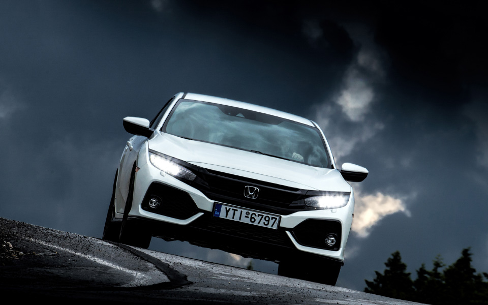 οδηγούμε-το-νέο-honda-civic-1-0-1-5-2194058