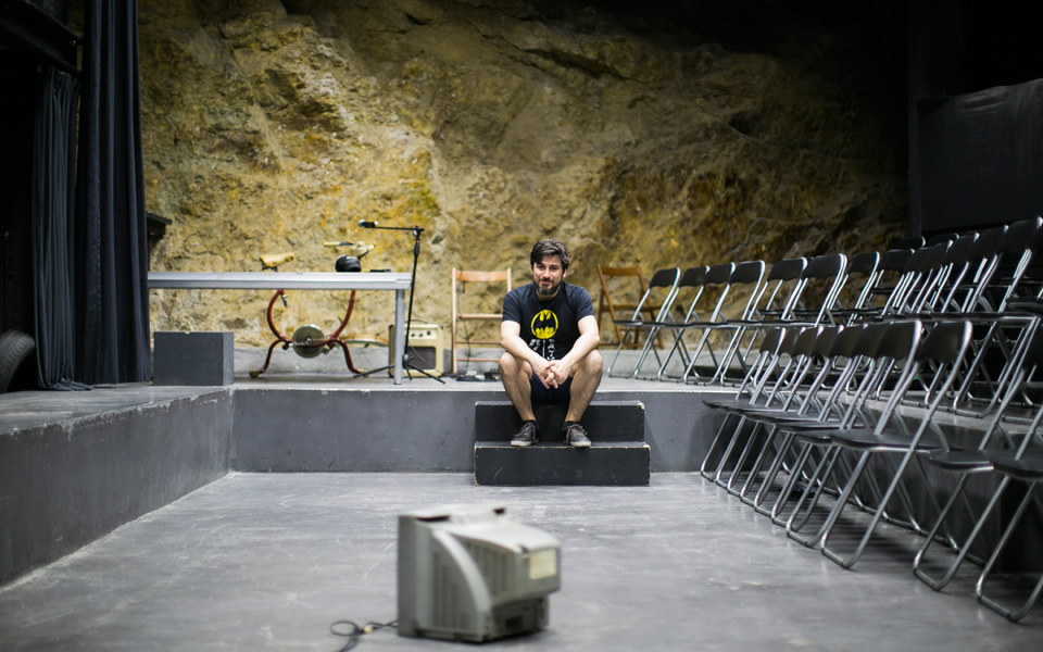 ενα-24ωρο-με-τον-σκηνοθέτη-βασίλη-μαυρογ-2193007