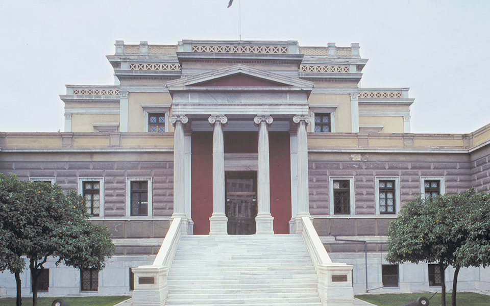 ιστορίες-πίσω-από-την-ιστορία-στο-ε-2196830