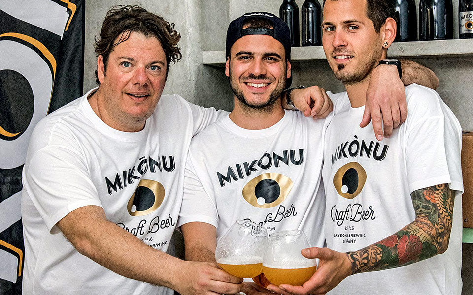 η-πρώτη-μυκονιάτικη-μπίρα-2197024