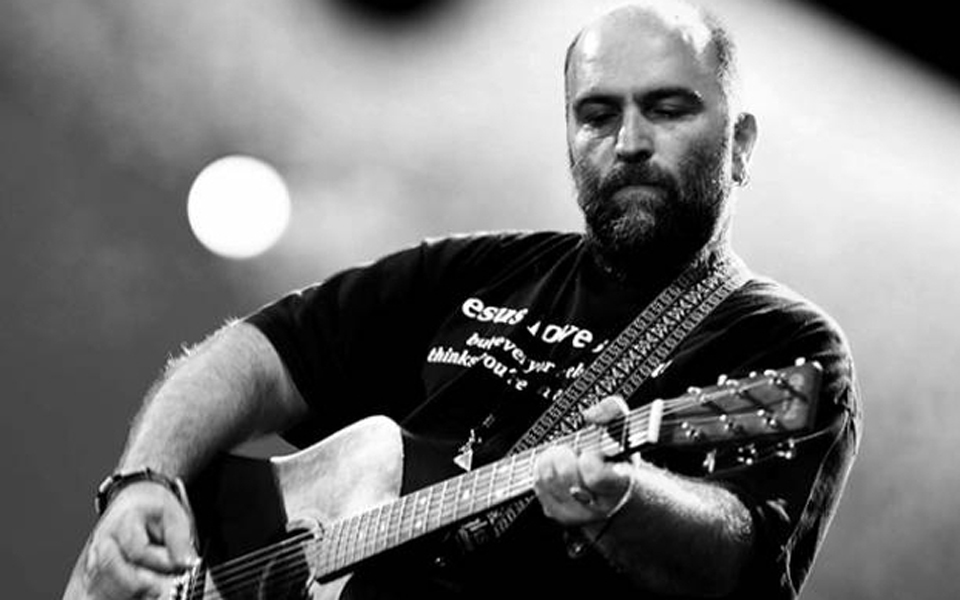 αναβάλλεται-η-συναυλία-του-μπάμπη-στό-2197687