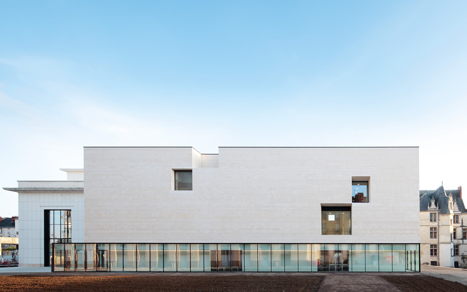 δωρεά-τέχνης-2201172