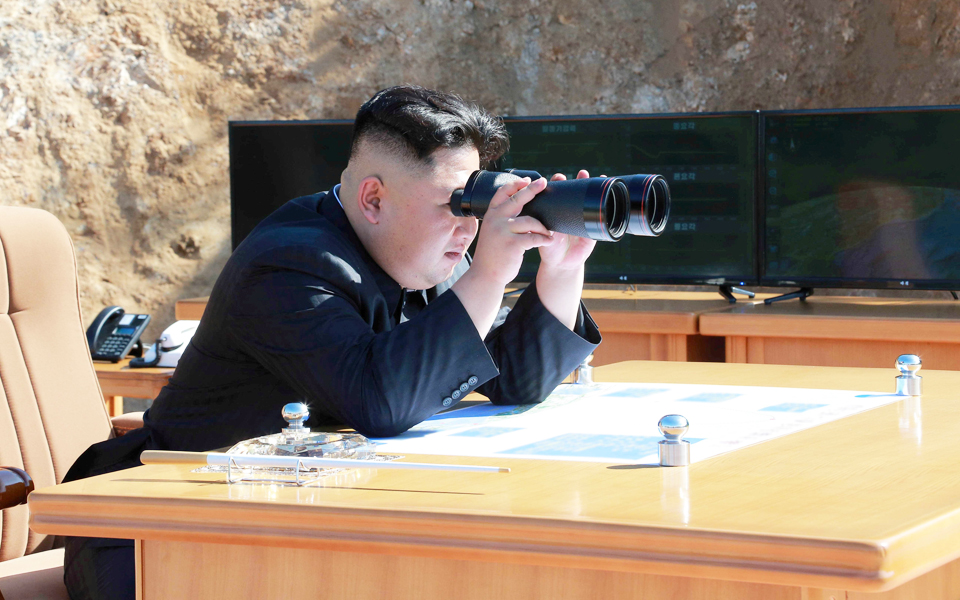 βόρεια-κορέα-μεγάλη-πυρηνική-κεφαλή-μ-2198449