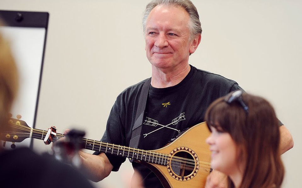 ενα-αφιέρωμα-στις-σχέσεις-ελλάδας-2198671