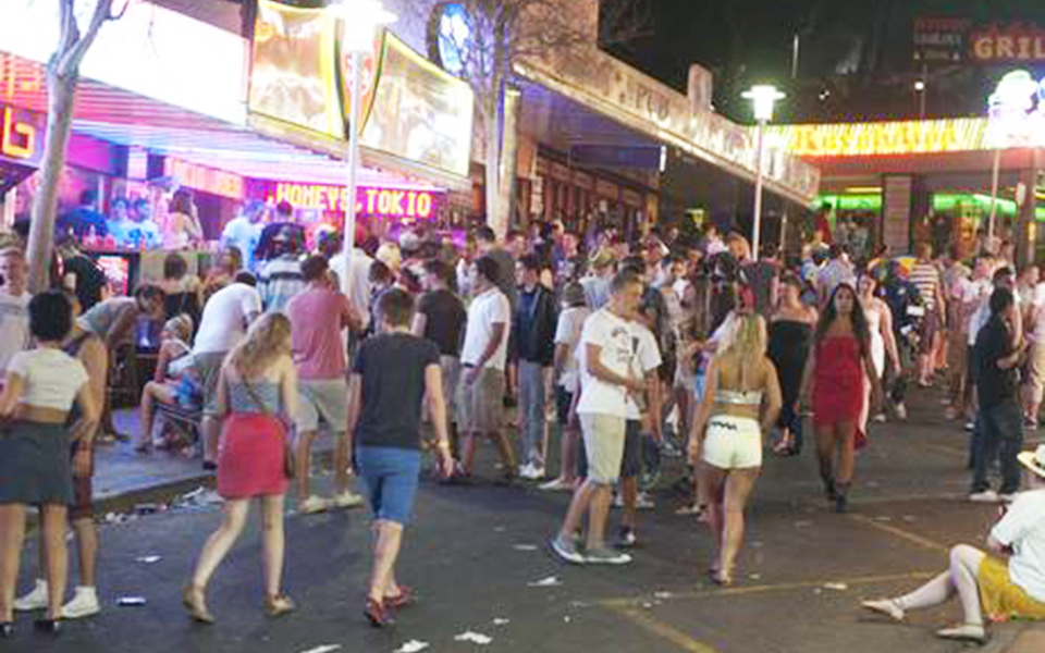 οχι-δεν-επιτρέπονται-όλα-2199493