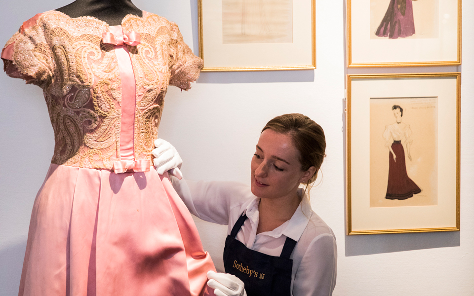 η-βίβιαν-η-σκάρλετ-η-μπλανς-2200091