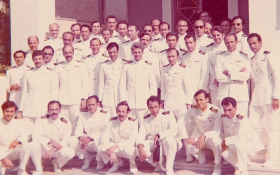 η-αρχή-του-τέλους-της-δικτατορίας-2200912