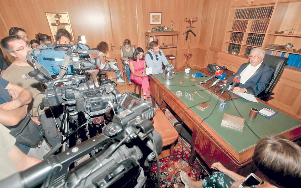 ηχηρή-παρέμβαση-του-προέδρου-στε-2201586