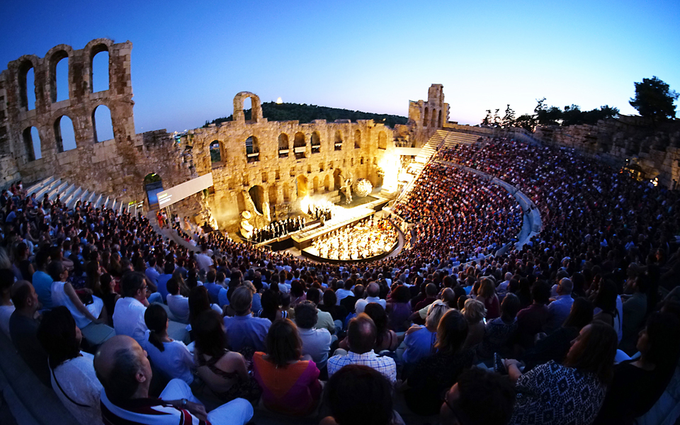 τροβατόρε-σαν-αινιγματικό-graphic-novel-2202092