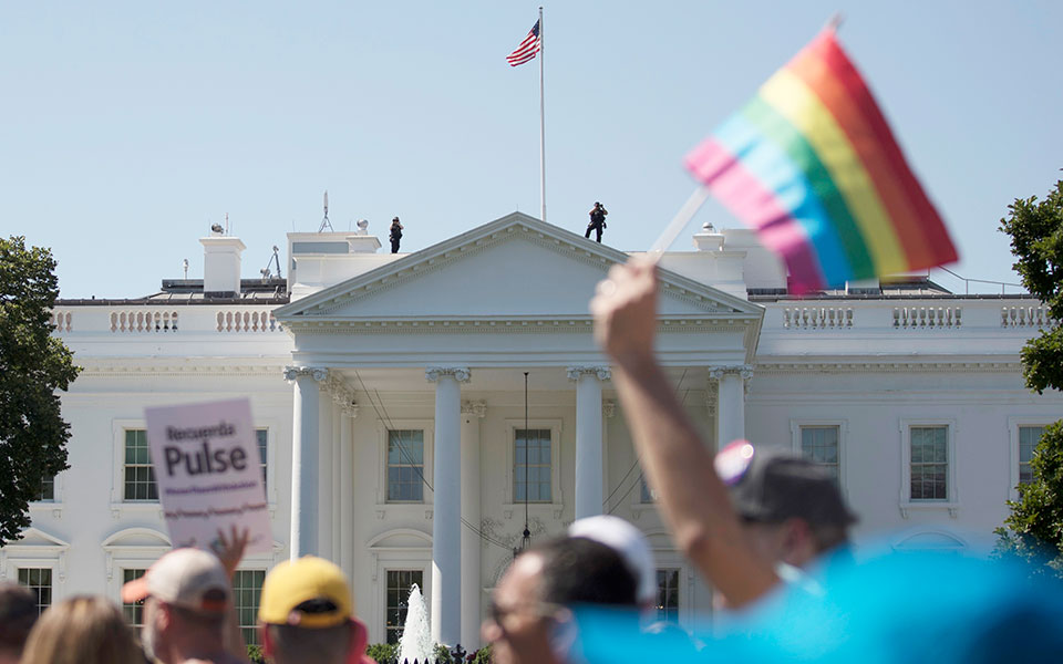 τραμπ-λοατκι-μία-σχέση-γεμάτη-αντιφ-2202147