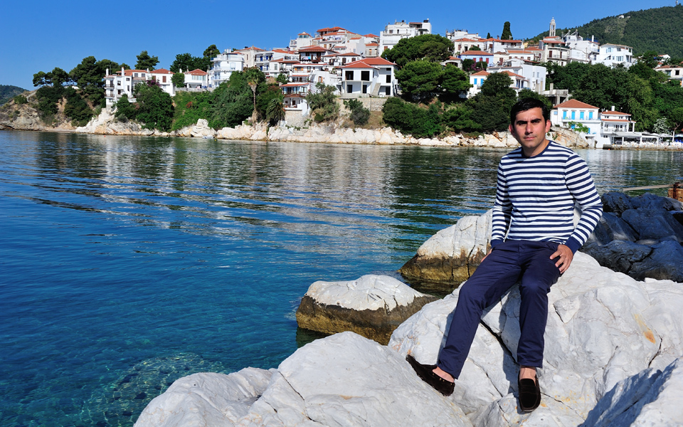 το-μοντέλο-του-πολιτιστικού-συλλόγου-2201153