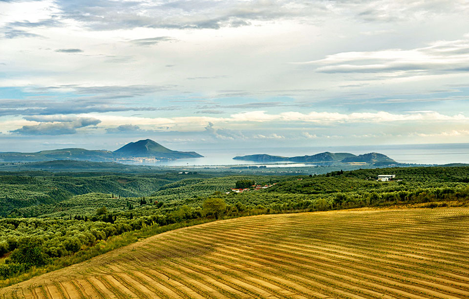 ένα-οινοποιείο-από-μεγάλη-γενιά-2200110