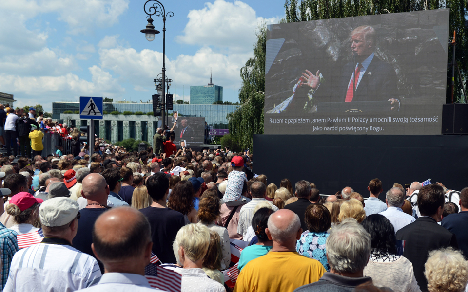 τραμπ-ενα-μήνυμα-μέσω-βαρσοβίας-2199210