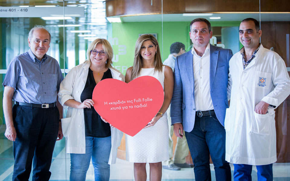 η-καρδιά-της-folli-follie-χτυπά-για-τα-παιδιά-2201963