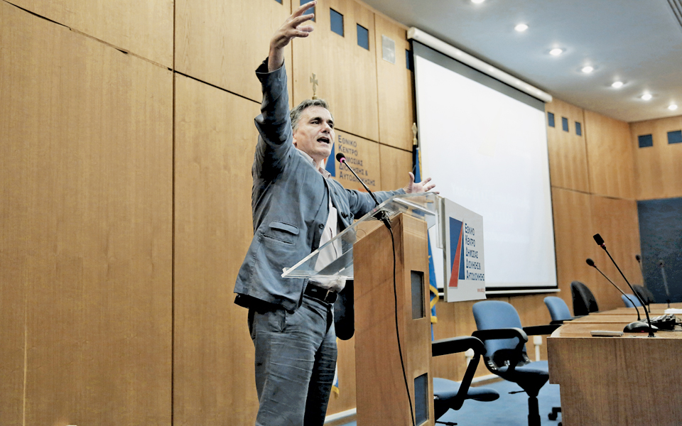 καρότο-ο-πίνκυ-μαστίγιο-το-κτήνος-2198721