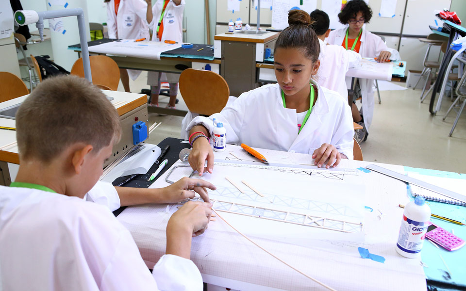 θερινά-προγράμματα-για-χαρισματικά-τ-2198399