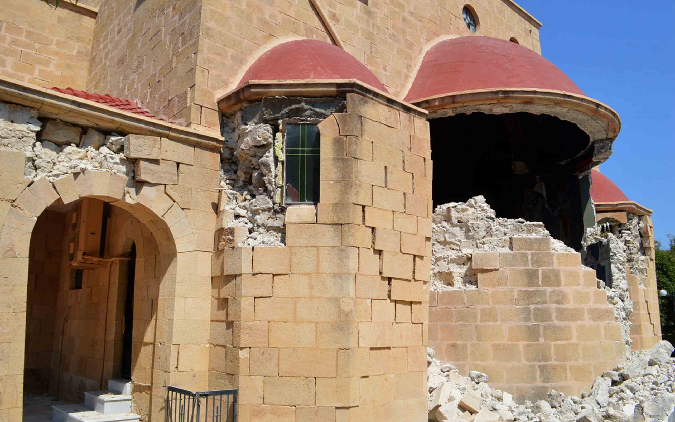 υπποα-σημαντικές-οι-φθορές-σε-μνημεία-2201226