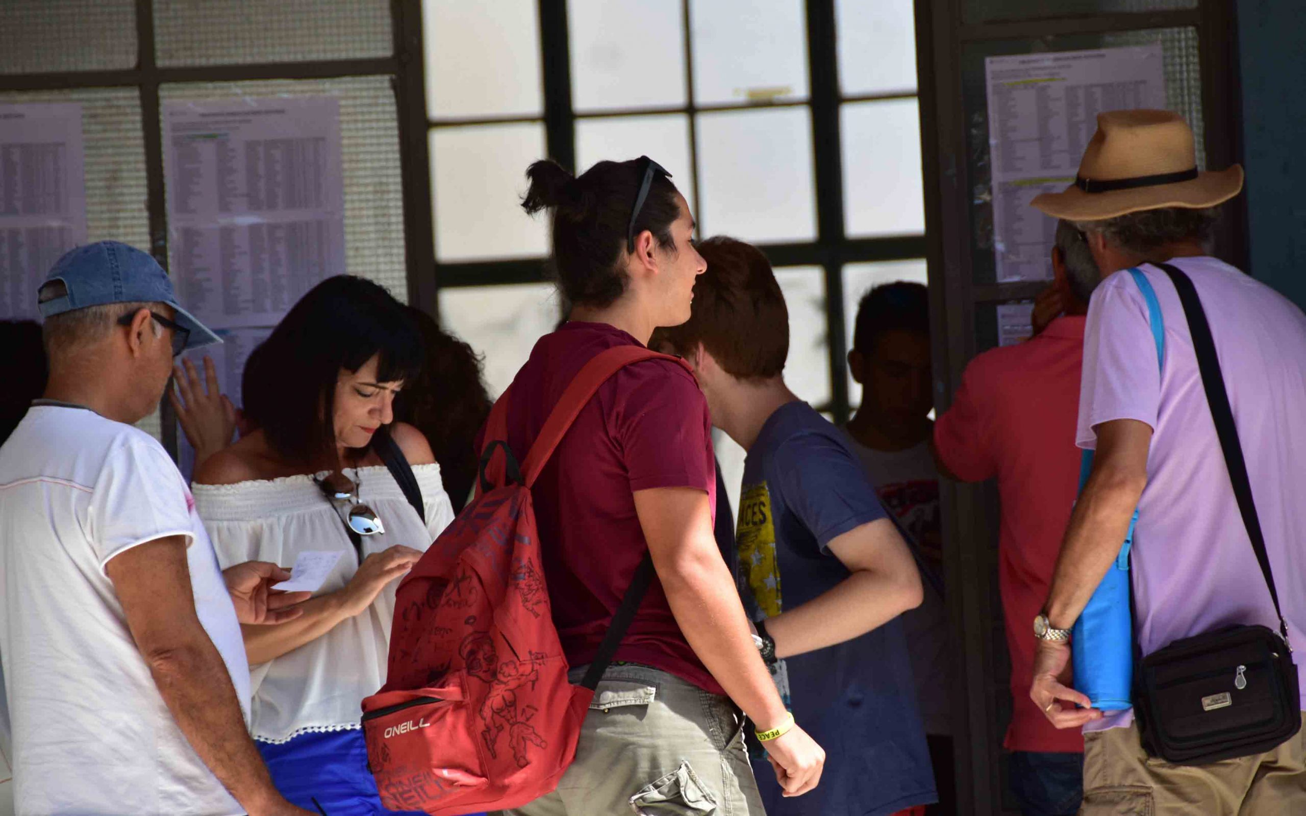 kάτω-από-10-000-μόρια-1-στους-3-υποψηφίους-2199813