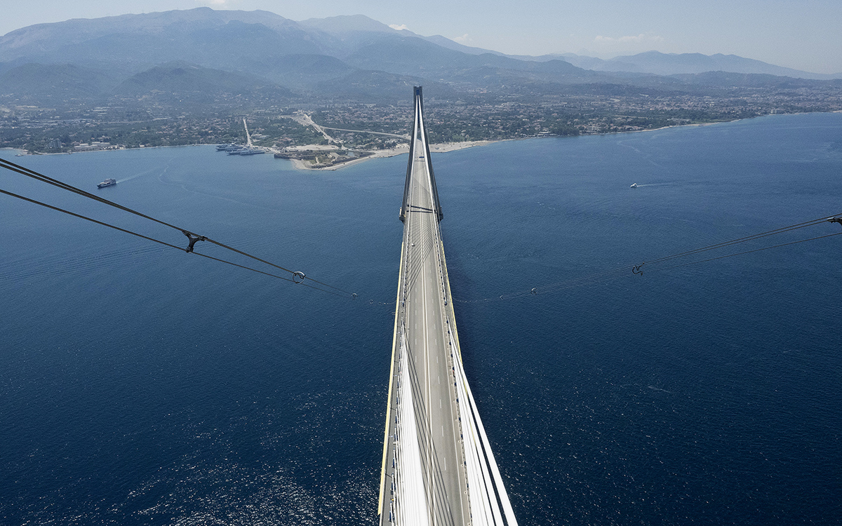 οι-προστάτες-της-γέφυρας-του-ρίου-2198977