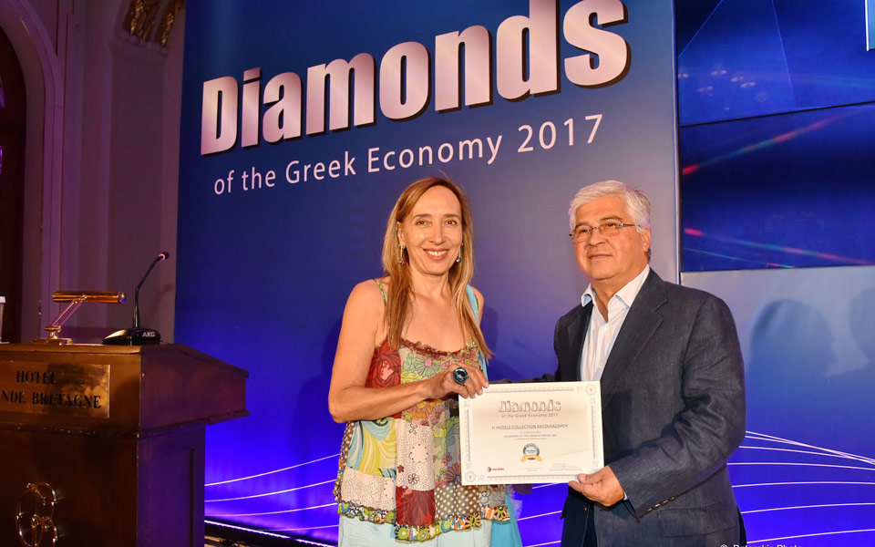 βράβευση-του-ομίλου-h-hotels-collection-στα-diamonds-of-the-greek-economy-2017-2199841