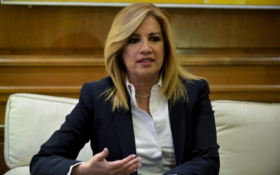 φ-γεννηματά-στην-κ-πρόσκληση-συστρά-2198047