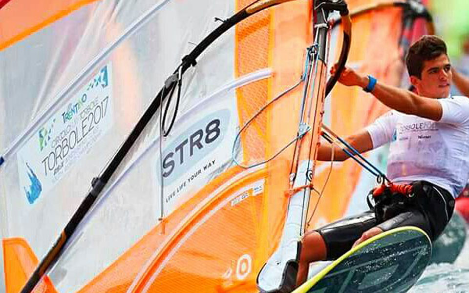 ασημένιο-μετάλλιο-ο-λ-τσορτανίδης-στη-2198110