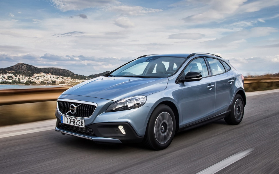 νέο-volvo-v40-cross-country-τ3-1-5-auto-21-900-e-2199062